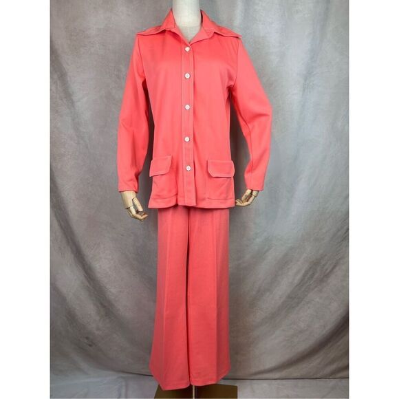 Vintage 1960s 70s Dagger Collar 2 Piece Set Polyester Coral Pink MCM Mod - Picture 1 of 8